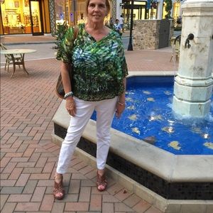 Meet your Posher, Kelli